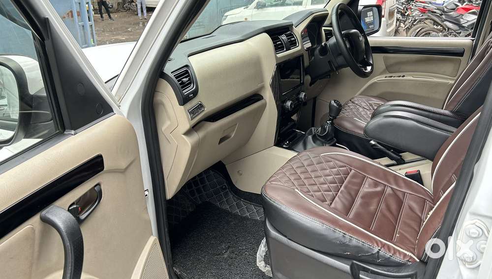 Mahindra Scorpio Classic 2.2 S 11 Mt 7 Str, 2024, Diesel