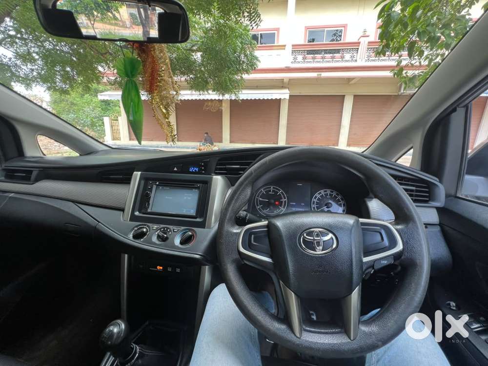 Toyota Innova Crysta 2.4 G Mt 7 Str, 2016, Diesel