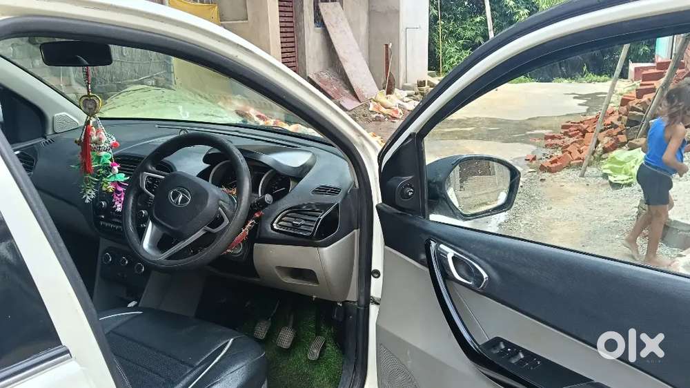 Tata Tiago Revotron 2017