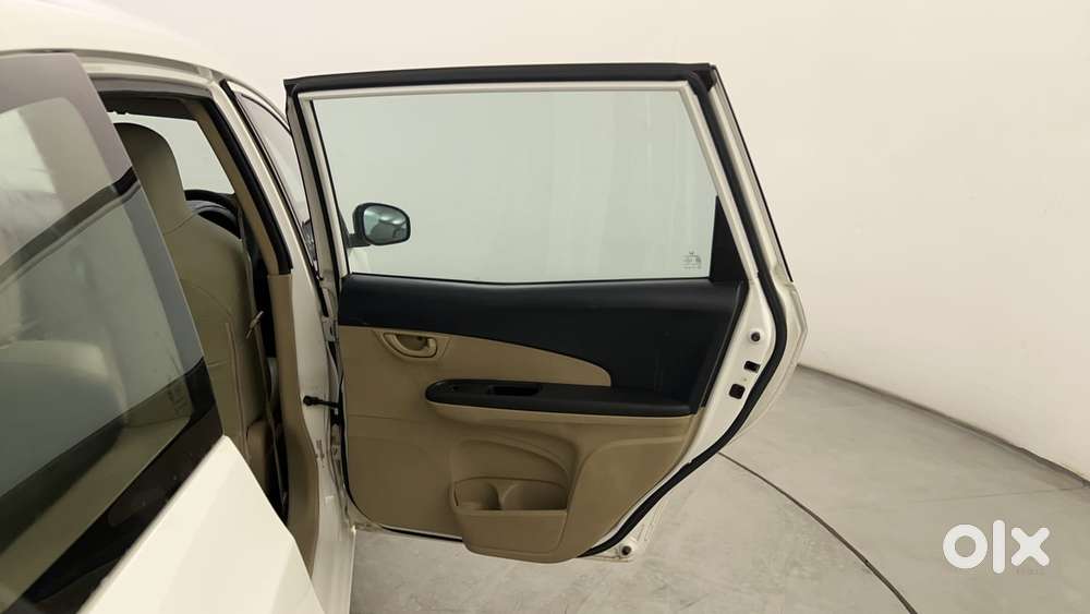 Honda Mobilio V I-vtec, 2014, Petrol
