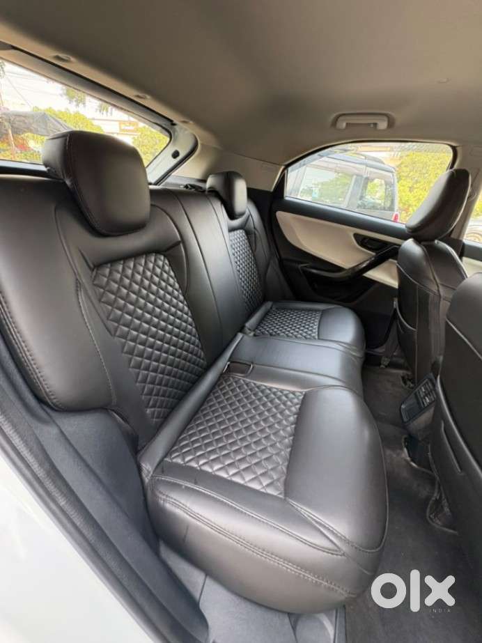 Tata Nexon Creative 1.2 Revotron Petrol 6 Mt, 2025, Petrol