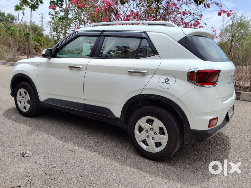 Hyundai Venue S 1.2 Petrol, 2020, Petrol