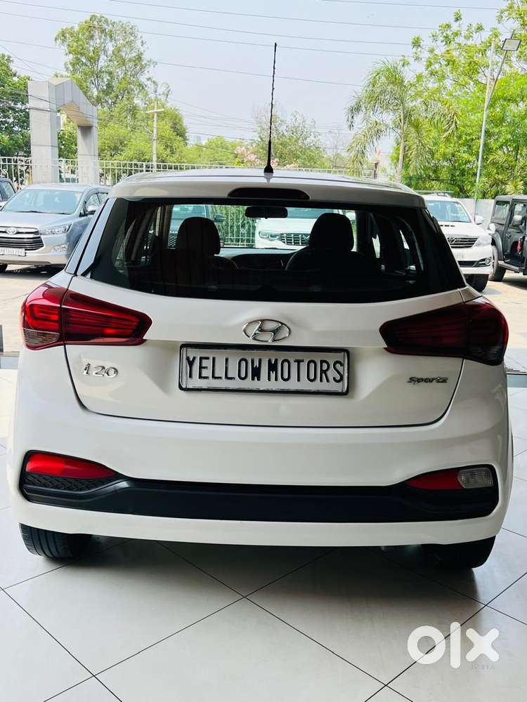 Hyundai Elite I20 [ ] 1.4 Sportz Crdi, 2018, Diesel