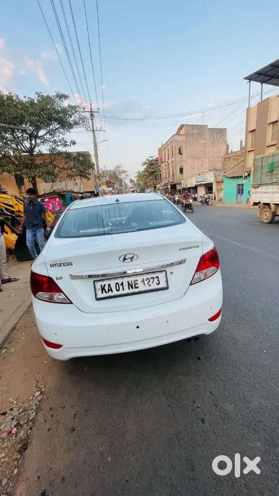 Hyundai Verna 2012 Petrol 52000 Km Driven
