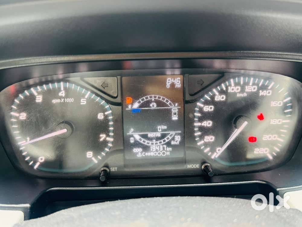 Tata Punch Pure, 2022, Petrol