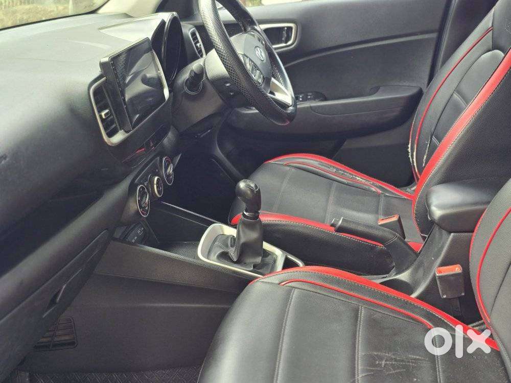 Hyundai Venue S Turbo, 2022, Petrol