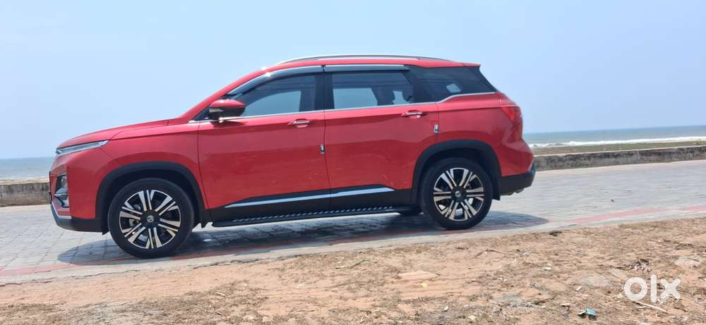Mg Hector Plus Savvy Pro 1.5 Turbo Petrol Cvt 6 Str, 2026, Petrol
