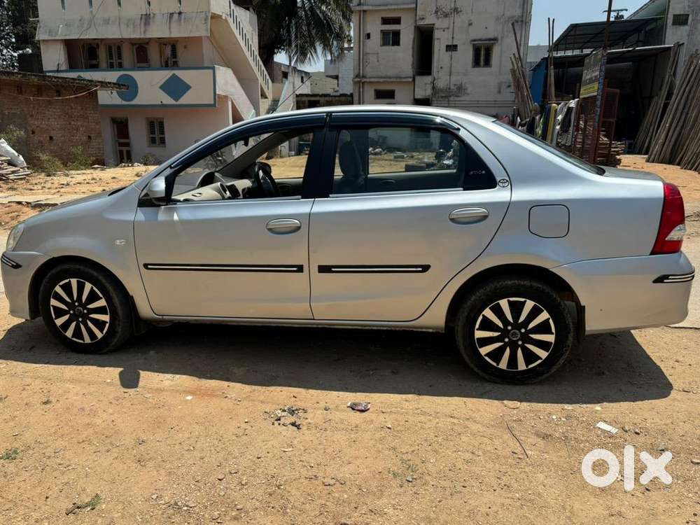 Toyota Etios 2016 Diesel 110000 Km Driven