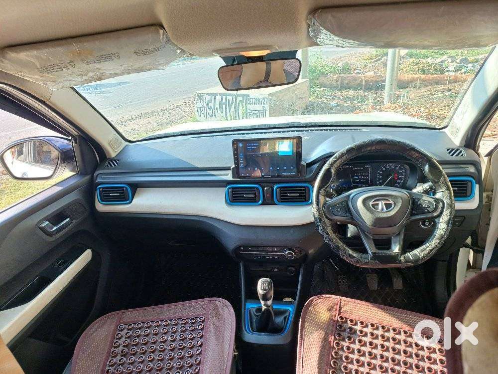 Tata Punch, 2022, Petrol