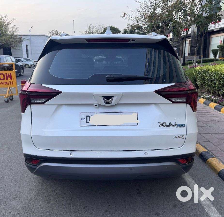 Mahindra Xuv700 2.0 Ax 7 Petrol At Luxury Pack Str, 2022, Petrol