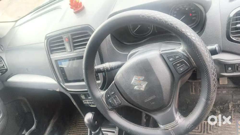 Pvt Automatic Petrol Maruti Brezza Zxi Smart Hybrid Model 11/2020 Ins