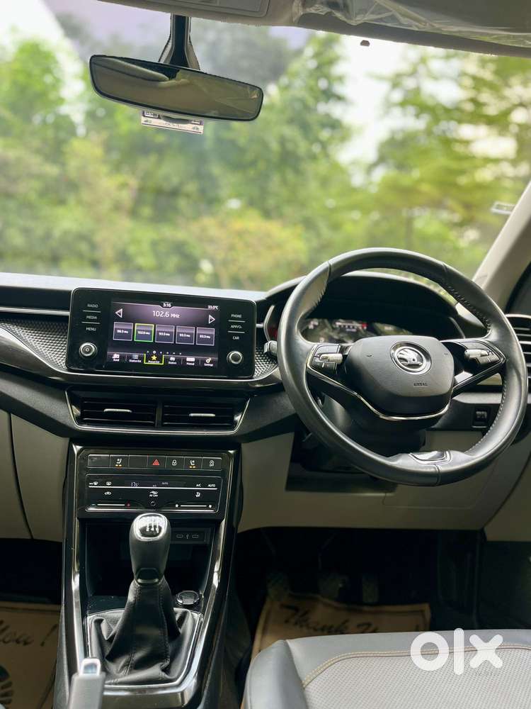 Skoda Kushaq 1.0 Tsi Style, 2023, Petrol