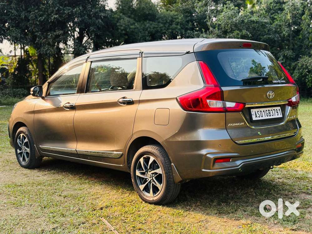 Toyota Rumion V Mt, 2024, Petrol