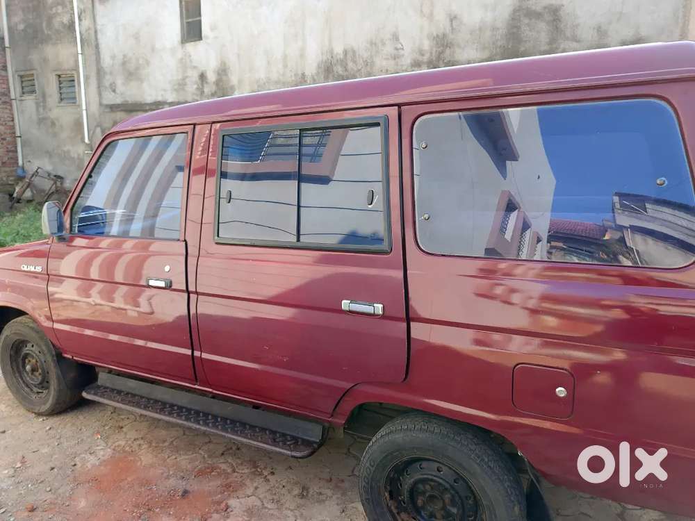 Toyota Qualis Diesel 2001
