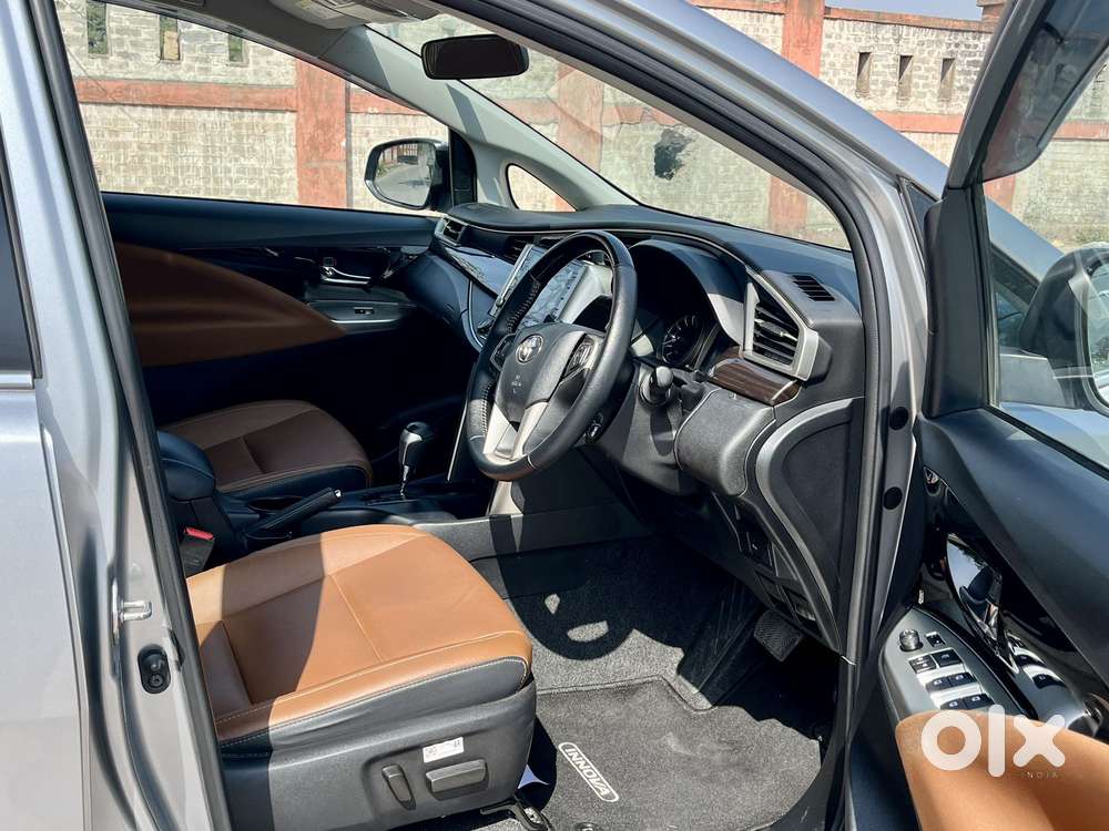 Toyota Innova Crysta 2.4 G Mt 7 Str, 2018, Diesel