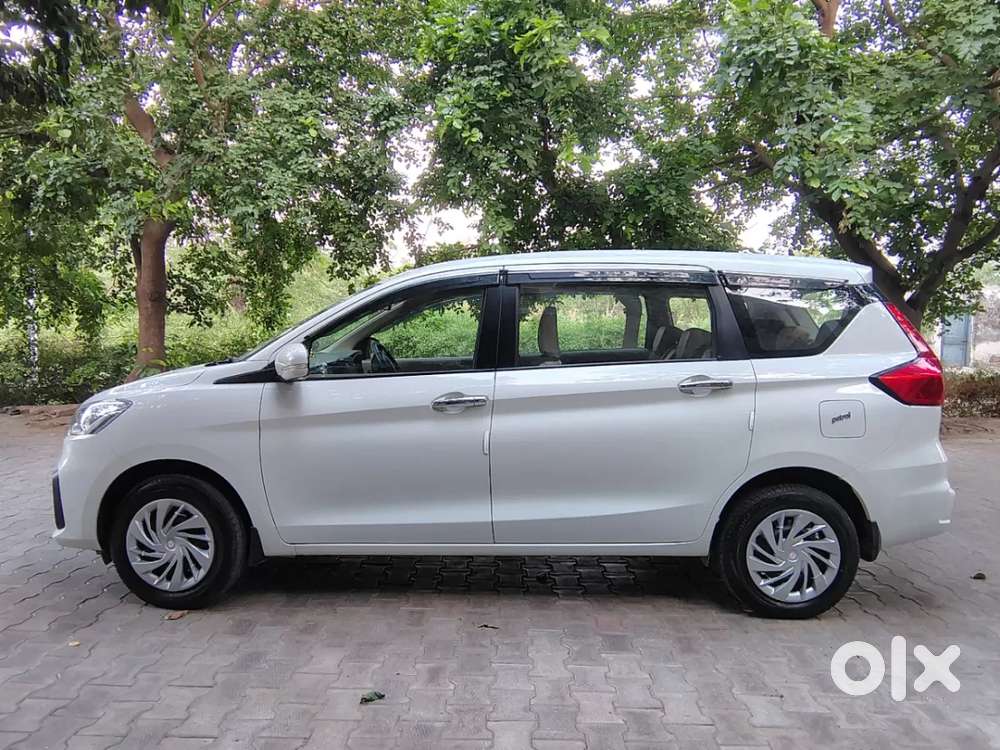Maruti Suzuki Ertiga Vxi Cng, 2025, Cng & Hybrids