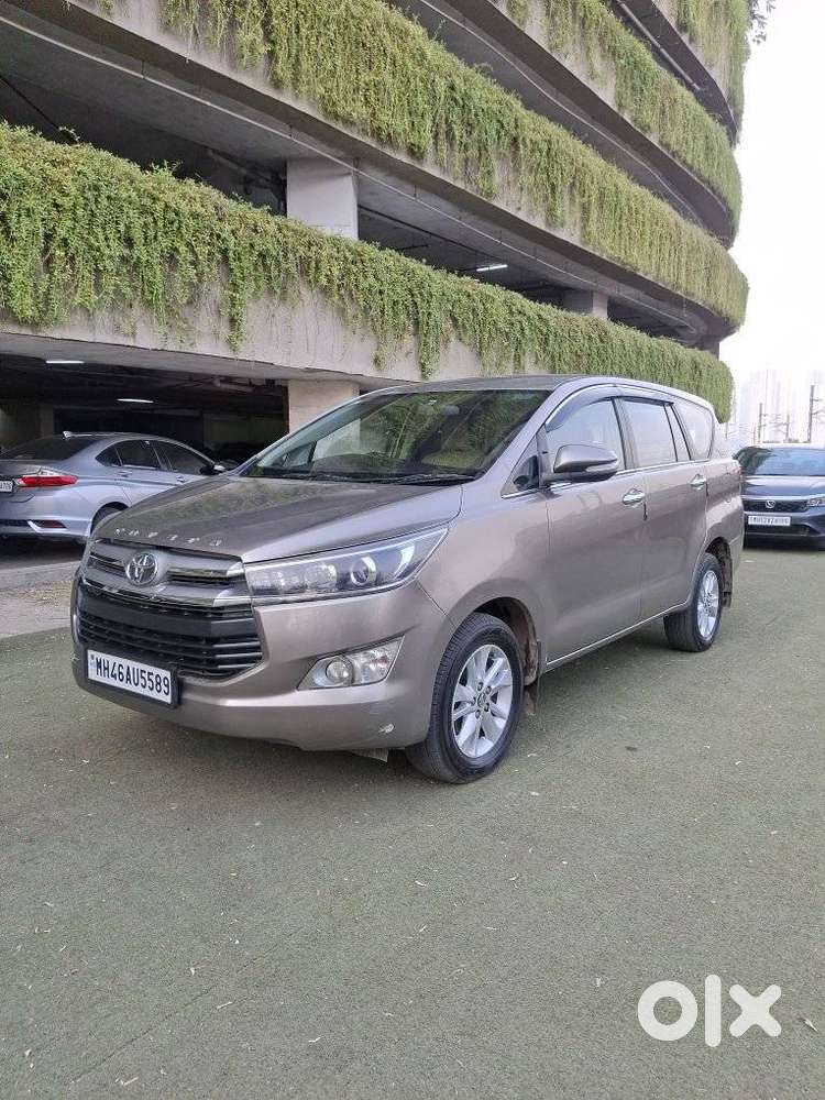Toyota Innova Crysta 2.4 V 8 Str, 2016, Diesel