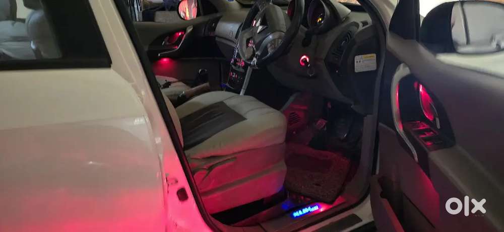 Xuv 500 With Service Record In A1 Condition