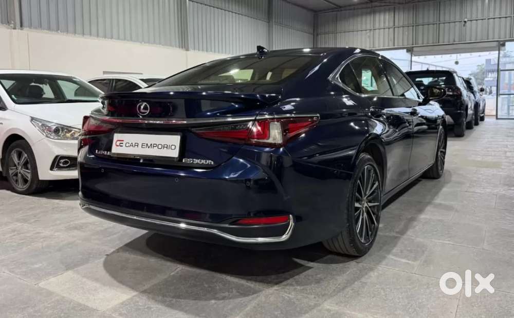Lexus Es, 2024, Petrol