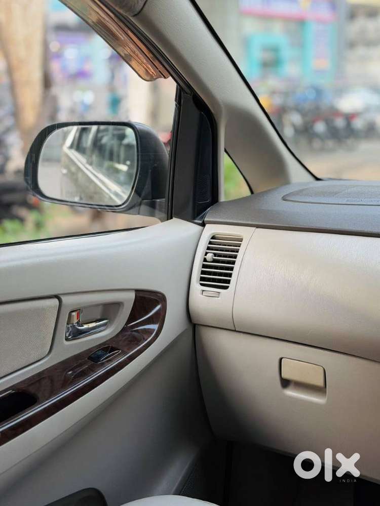 Toyota Innova 2.0 V, 2013, Diesel