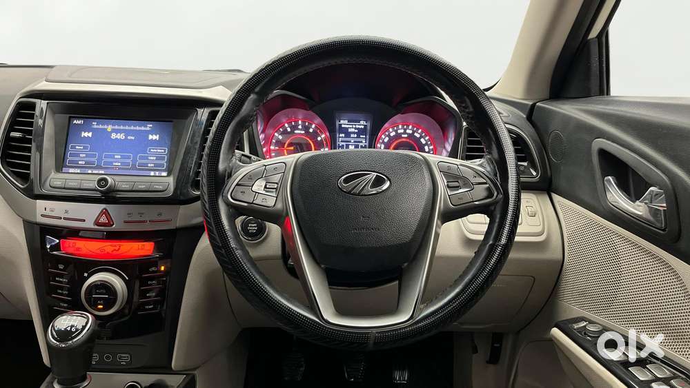 Mahindra Xuv300 W8, 2021, Petrol