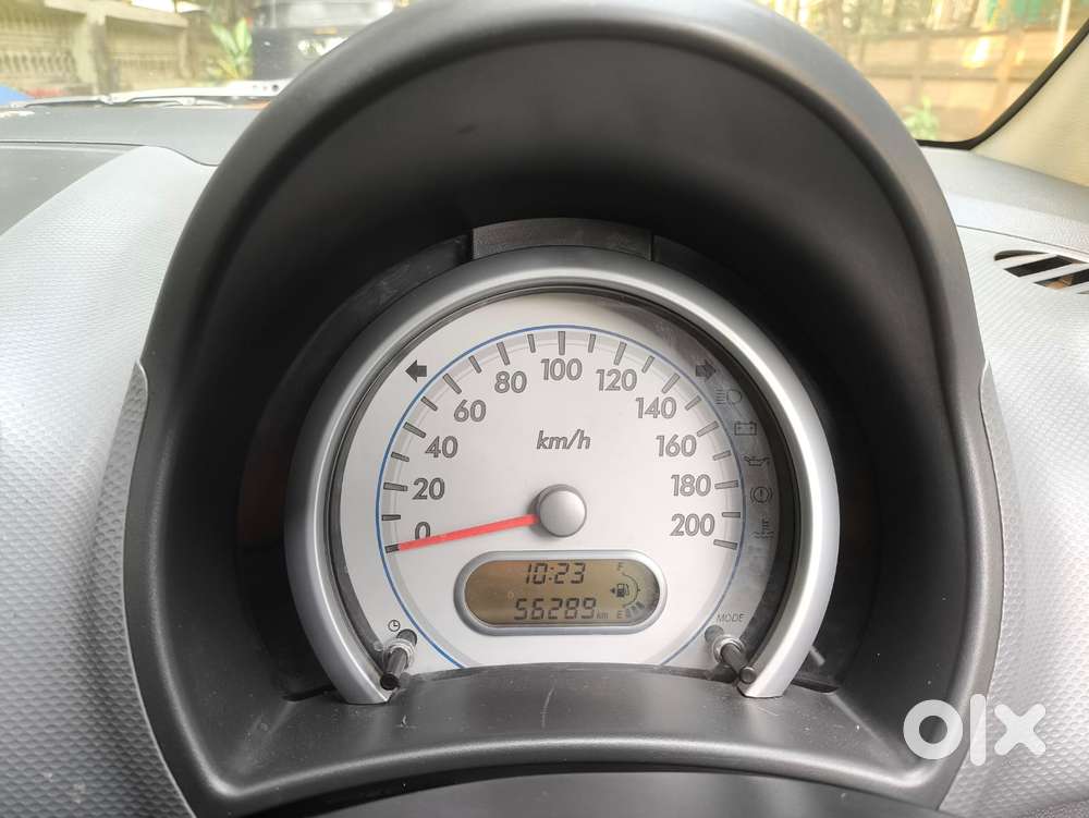 Maruti Suzuki Ritz Vxi, 2012, Petrol