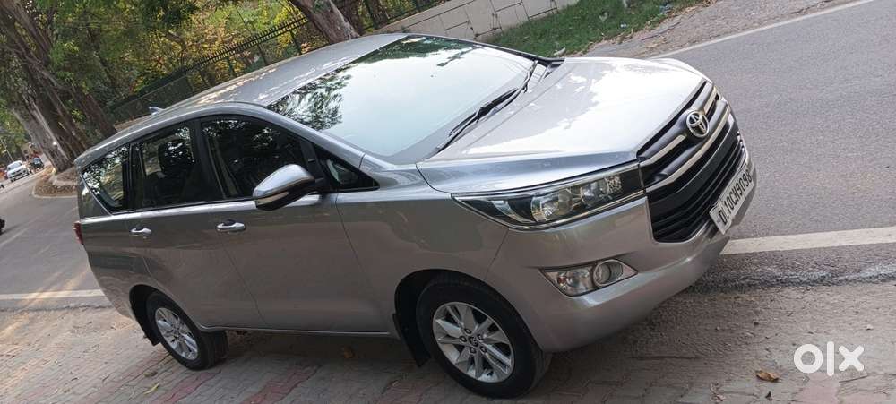 Toyota Innova Crysta 2.4 G Mt, 2017, Diesel