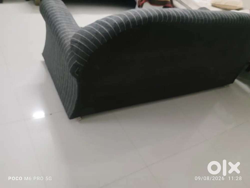 5 Seater sofa