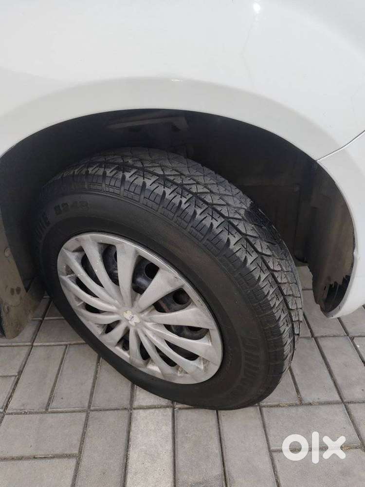 Maruti Suzuki Ritz Vxi, 2015, Petrol