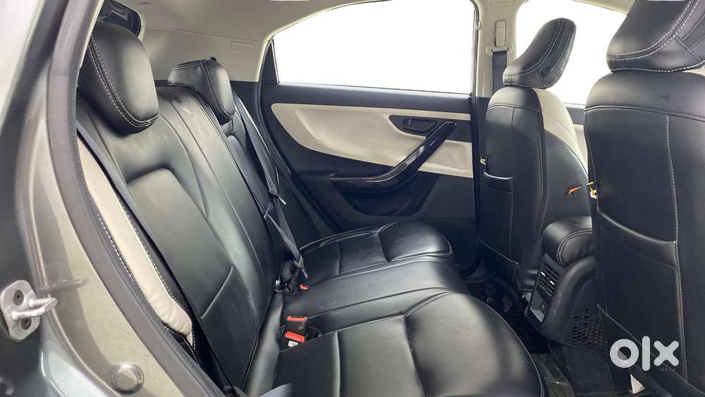 Tata Curvv Pure Plus S 1.2 Revotron Petrol 7dca, 2025, Petrol
