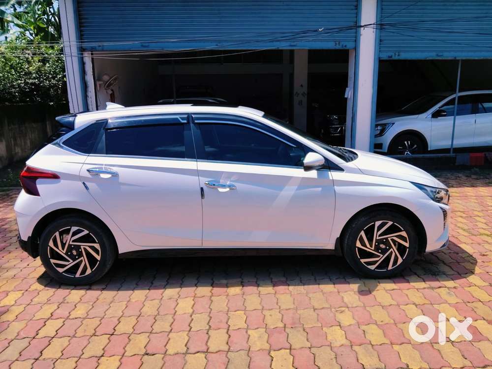 Hyundai I20 Asta (o) 1.2 Mt, 2025, Petrol