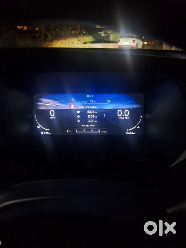Carens Luxury Plus Turbo Petrol Imt (reg Feb 2025)