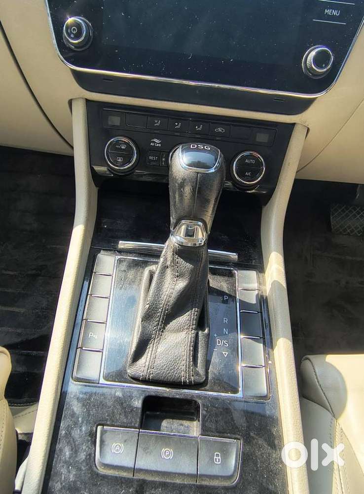 Skoda Superb Style 1.8 Tsi Mt, 2018, Petrol