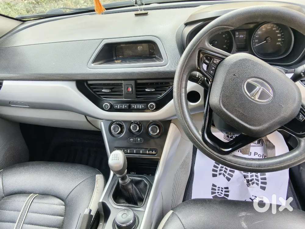 Tata Nexon Revotron 2018 Petrol