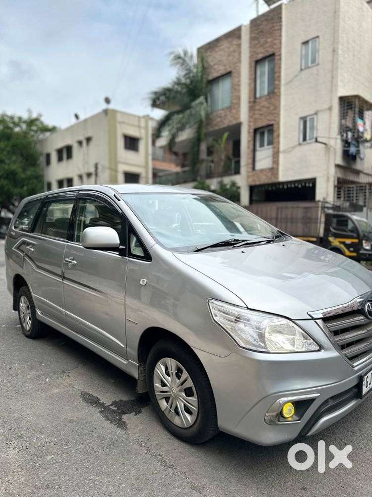 Toyota Innova 2.5 G (diesel) 8 Seater, 2015, Diesel