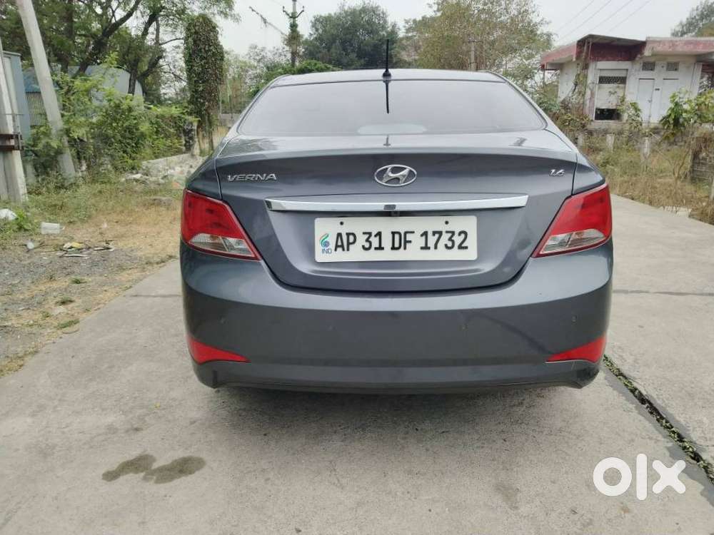 Hyundai Verna Hyundai-verna-2015-2016-1.6-crdi-s, 2016, Diesel