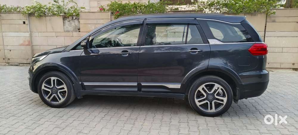 Tata Hexa 2.2 Xta 4x2 6 Str Dual Tone, 2017, Diesel