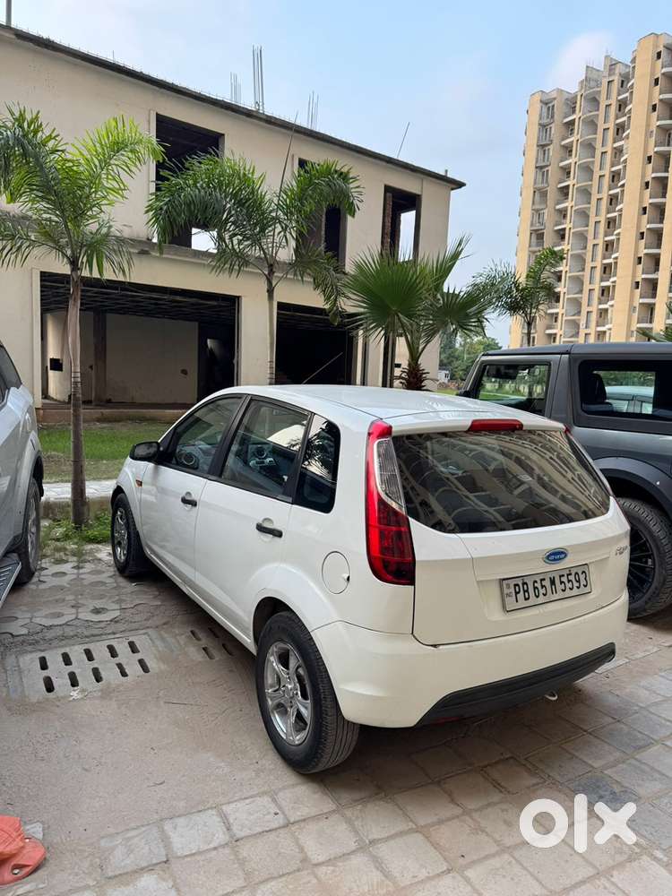 Ford Figo Petrol 2011