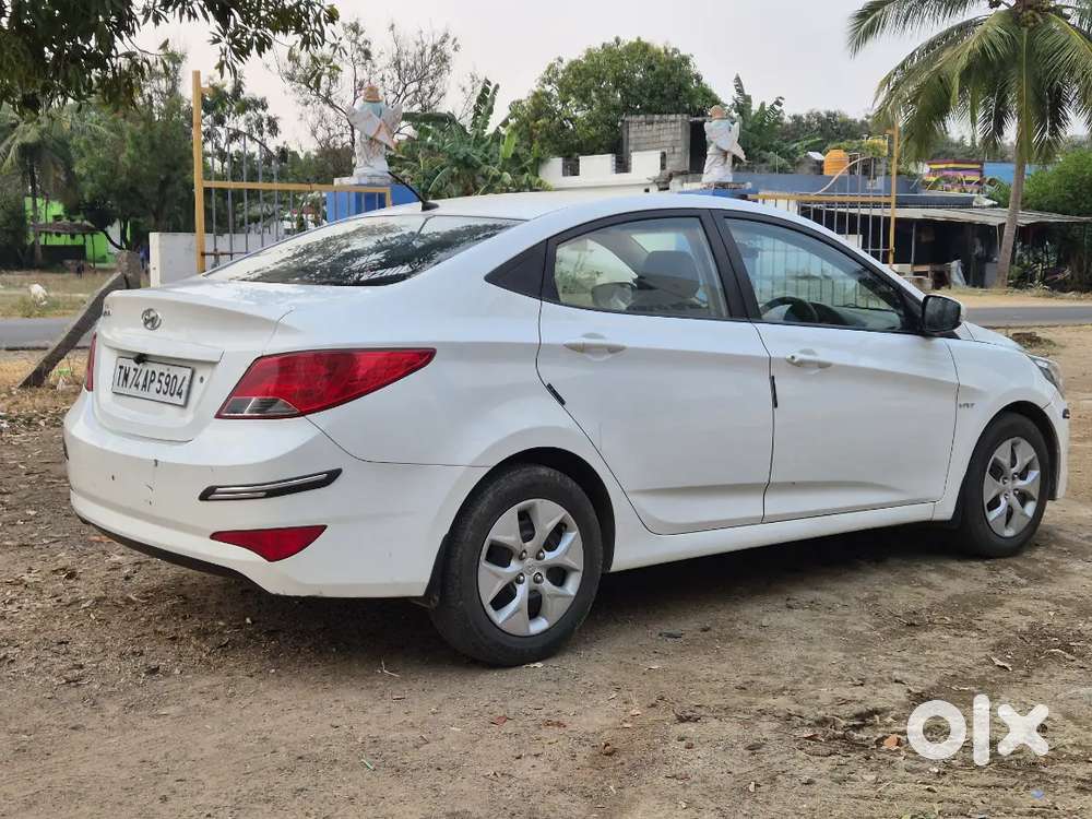 Hyundai Verna Fluidic 2017 Manual 79000 Km