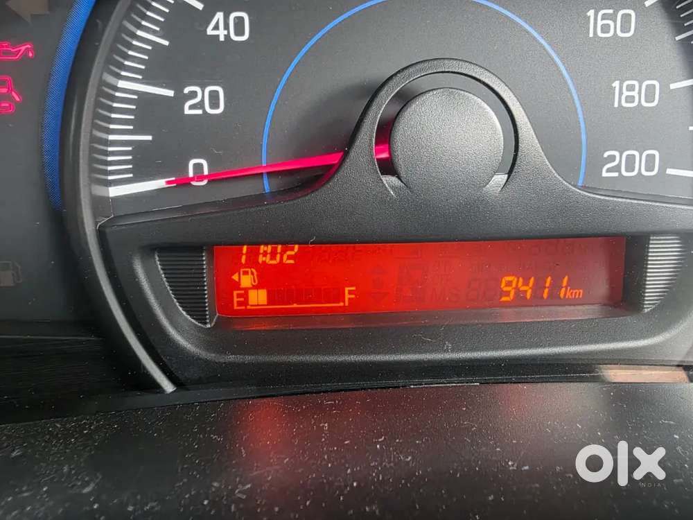 Maruti Suzuki Baleno 2019 Sigma Petrol Manual Low Kilometer.