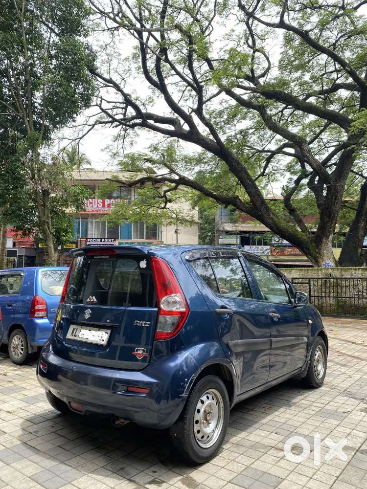 Maruti Suzuki Ritz Vxi 2012