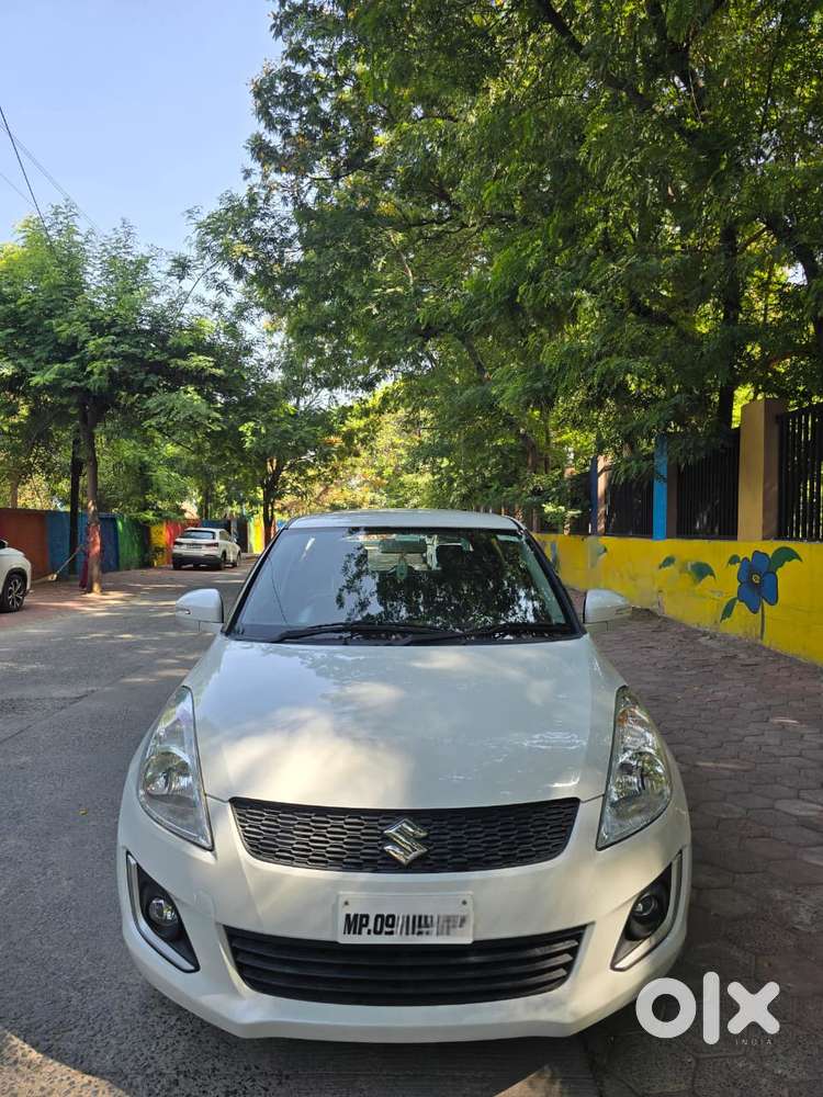 Maruti Suzuki Swift Vxi + Manual, 2016, Petrol
