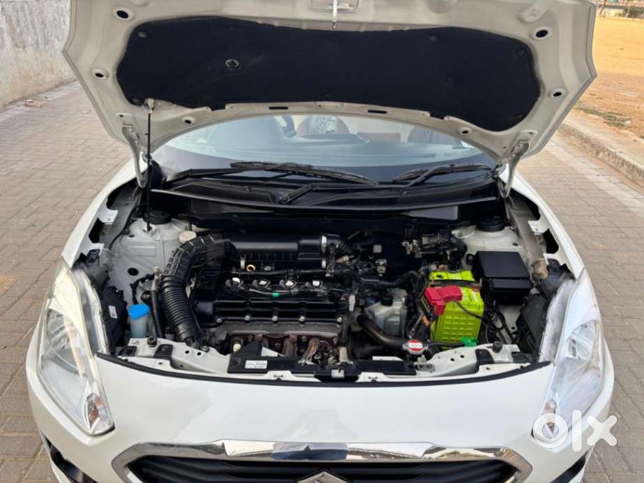 Maruti Suzuki Dzire 1.2 Vxi Amt, 2020, Petrol