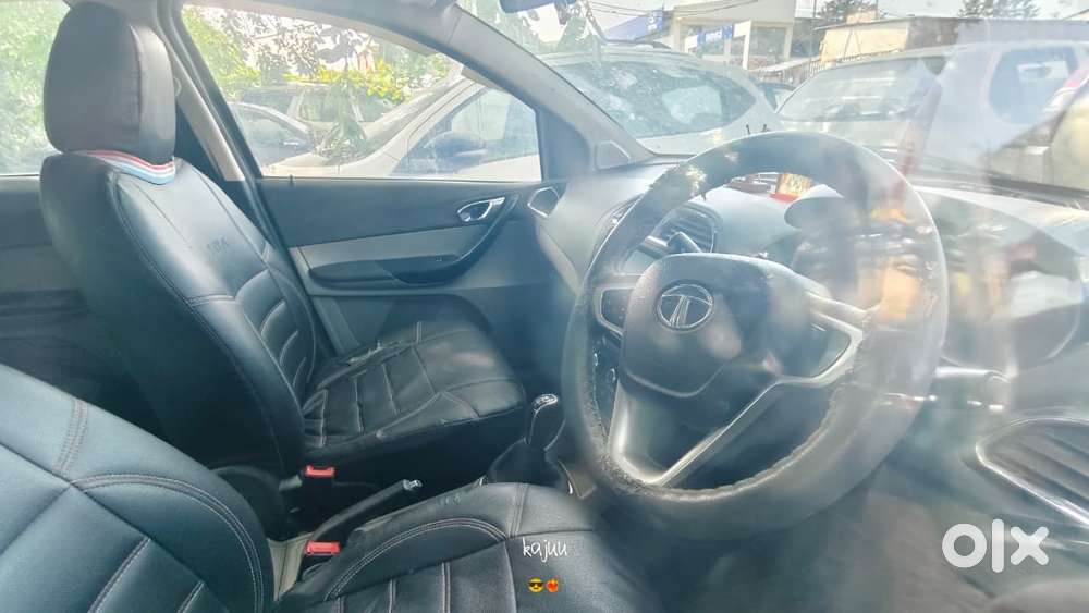 Tata Tiago 1.2 Revotron Xt (o), 2017, Petrol