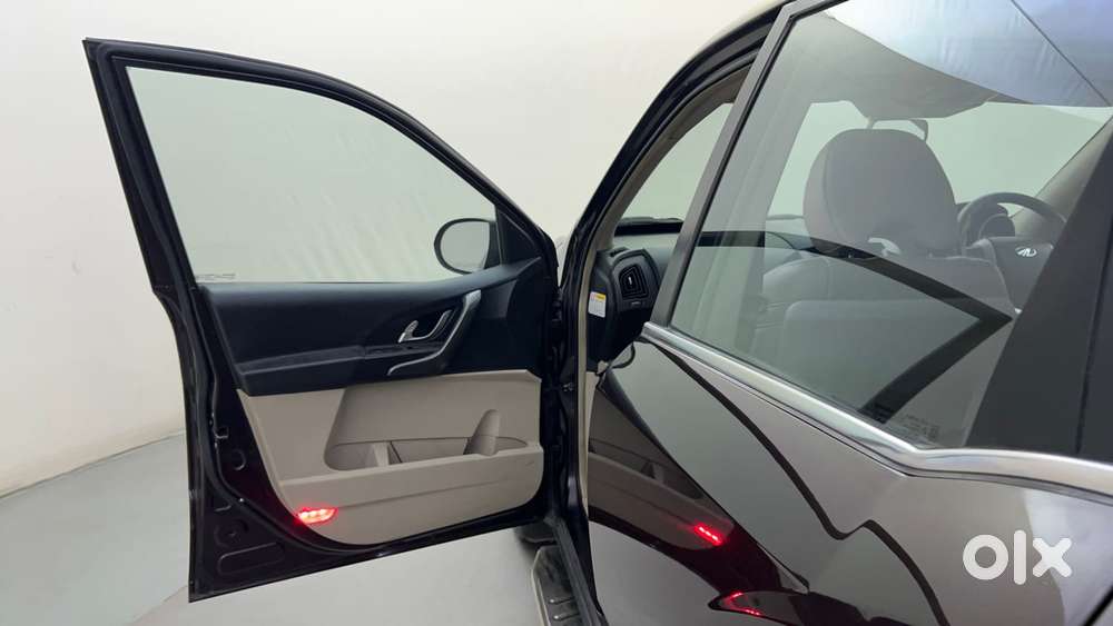 Mahindra Xuv500 W10 At, 2016, Diesel