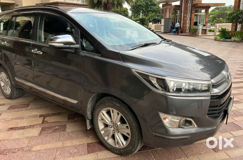 Toyota Innova Crysta Zx Diesel 2016