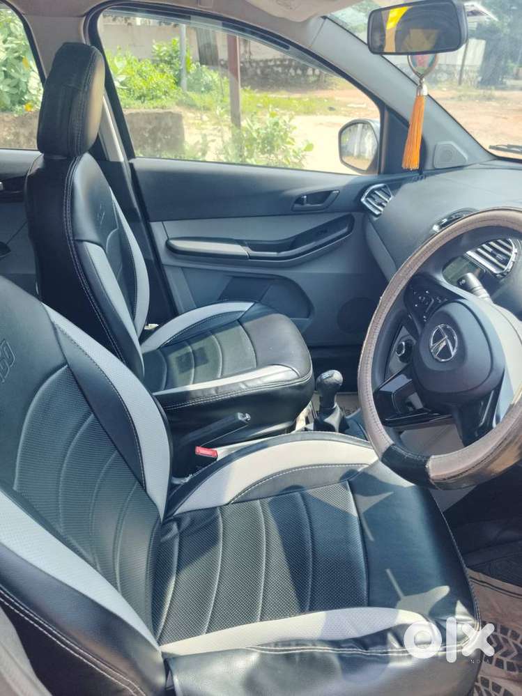 Tata Tiago, 2023, Petrol