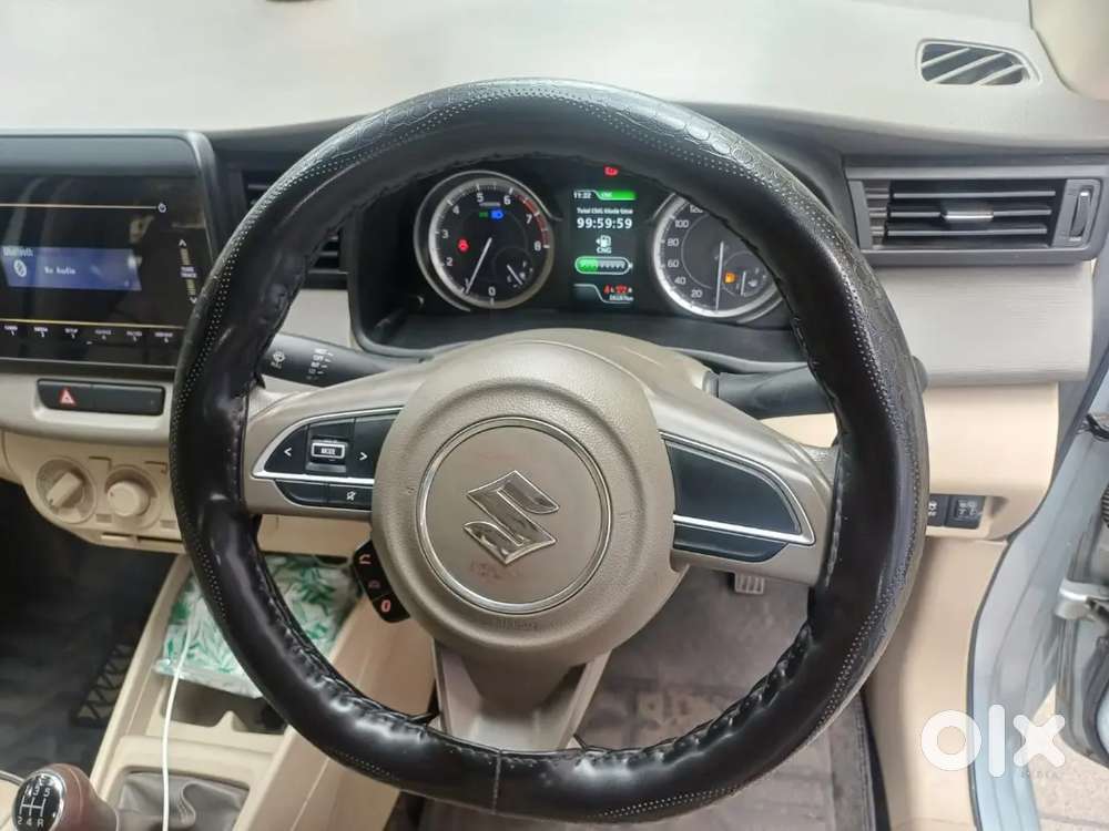 Maruti Suzuki Ertiga Vxi 2025