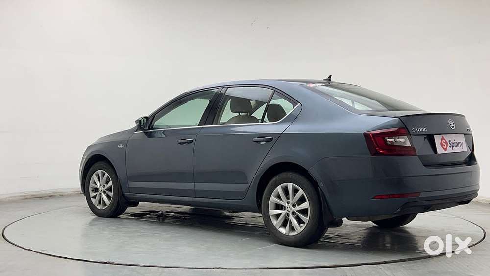 Skoda Octavia 2.0 L K Tsi At, 2018, Petrol