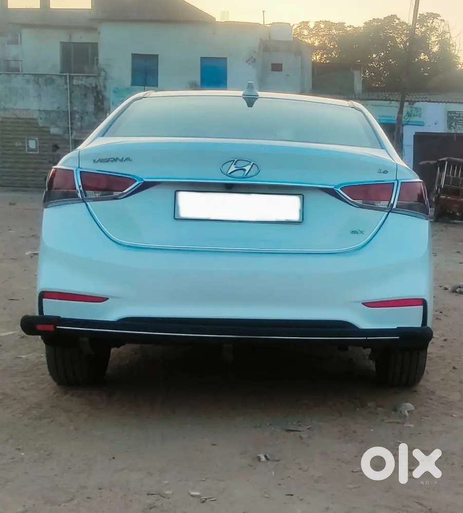 Hyundai Verna 2018 Diesel 120000